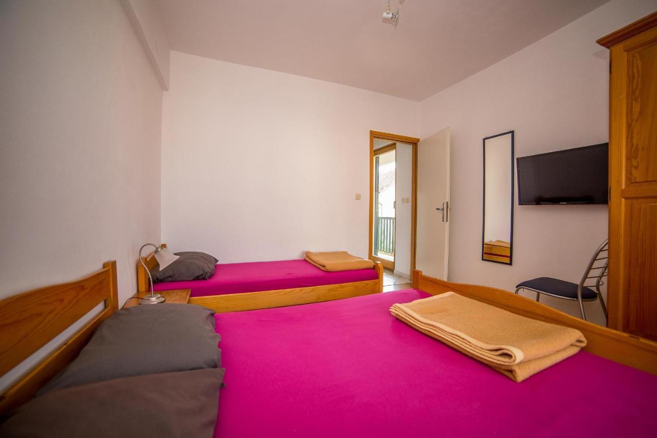 Apartments Grulovic سريما المظهر الخارجي الصورة